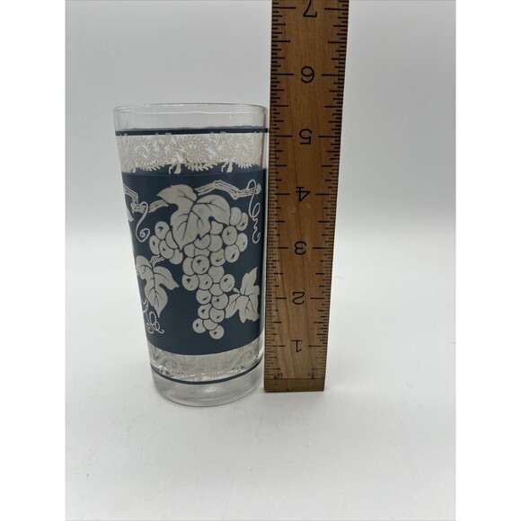 Hazel Atlas grapevine tumbler glasses Blue And White Grapevine Design - Picture 5 of 7